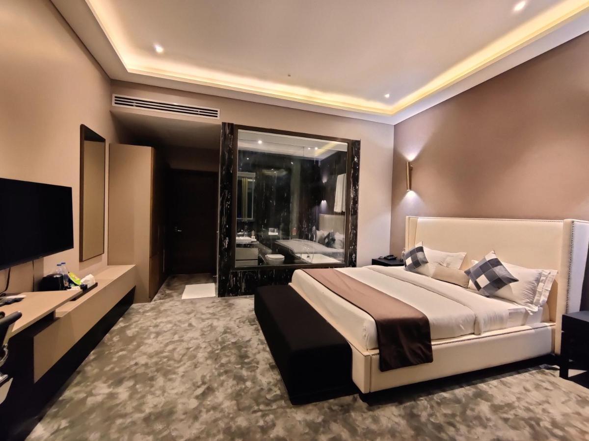 Leela Resort, The Exotic Boutique Hotel - Pure Veg Махабалешвар Екстер'єр фото