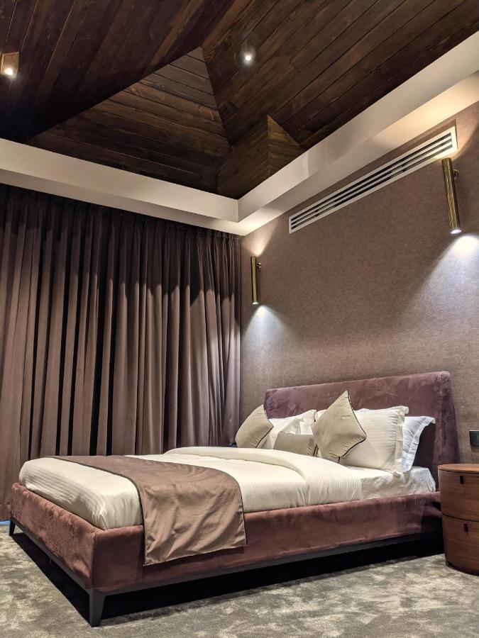 Leela Resort, The Exotic Boutique Hotel - Pure Veg Махабалешвар Екстер'єр фото